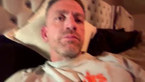 Snapshot of youwantus69 chatting on March 19, 8:24 pm You want us 69 online show from March 19, 8:24 pm