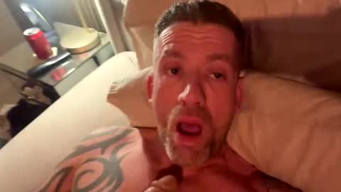 Snapshot of youwantus69 chatting on April 1, 8:28 pm You want us 69 online show from April 1, 8:28 pm