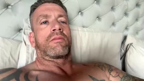 Snapshot of youwantus69 chatting on April 4, 7:39 am You want us 69 online show from April 4, 7:39 am