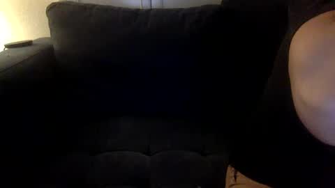 yque online show from December 8, 1:02 am