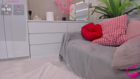 Crazy P online show from February 25, 7:51 am