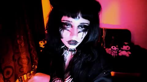 Yue Eclipsa online show from February 15, 7:51 am