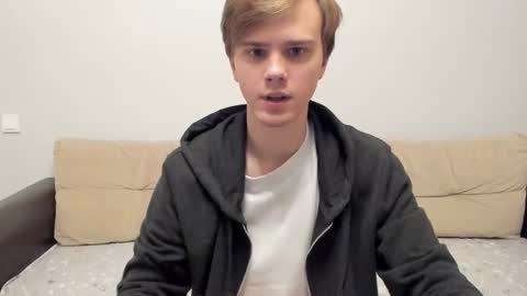 Yue Lang and Samm online show from November 14, 6:39 pm