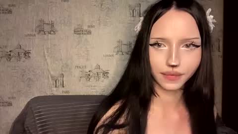 Katie online show from July 11, 8:11 pm