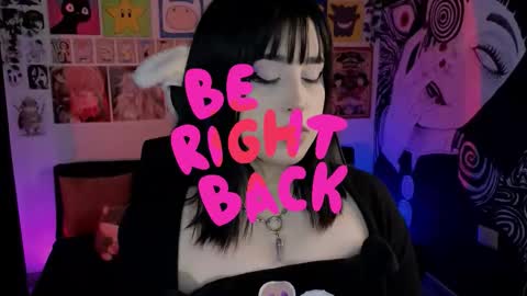 Snapshot of yuhwa chatting on October 14, 11:27 pm    rawr   Anne Independent model      online show from October 14, 11:27 pm