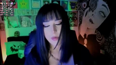 Snapshot of yuhwa chatting on October 23, 10:30 pm    rawr   Anne Independent model      online show from October 23, 10:30 pm