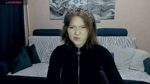 YukiShine online show from April 5, 1:52 pm