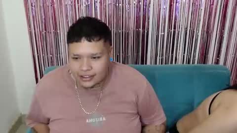 Snapshot of yulandval chatting on December 1, 12:59 am yul and val couple online show from December 1, 12:59 am