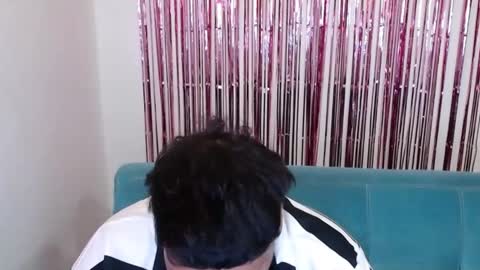 yul and val couple online show from February 19, 5:42 pm