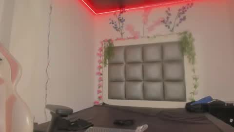 yuli_manson online show from April 20, 7:48 pm