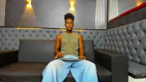 Snapshot of yulian_23 chatting on June 20, 3:20 am Ivan online show from June 20, 3:20 am