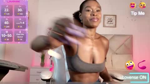 Snapshot of yuliana_milleer chatting on September 13, 6:51 pm Yuliana online show from September 13, 6:51 pm