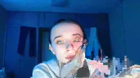 Yuliia online show from December 20, 9:44 pm