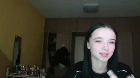 Yuliia online show from April 3, 8:01 am