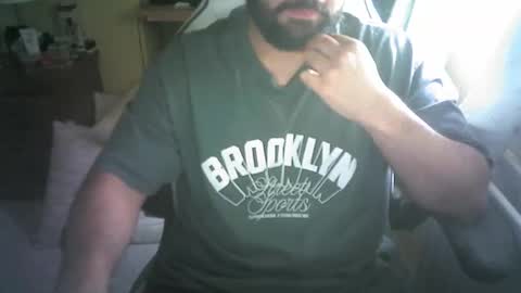 Snapshot of yulius_7 chatting on October 21, 10:05 am yulius_7 online show from October 21, 10:05 am