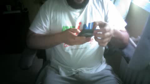 Snapshot of yulius_7 chatting on October 25, 2:13 pm yulius_7 online show from October 25, 2:13 pm