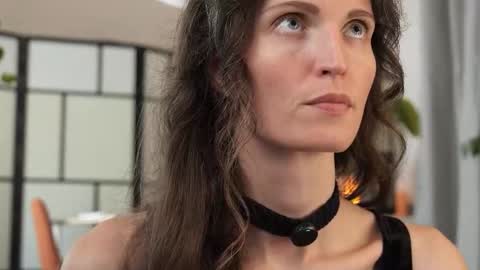 yulla dao online show from October 25, 4:02 pm