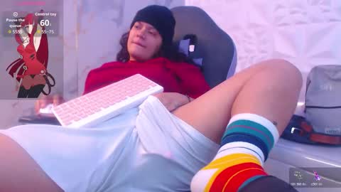 Snowflake online show from February 5, 2:49 am