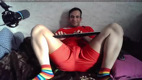 yummerboy online show from February 28, 4:13 am