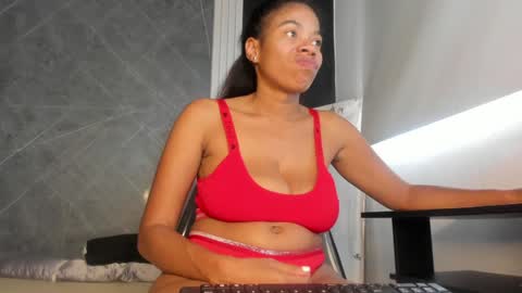 Yummyduo online show from January 28, 6:07 pm