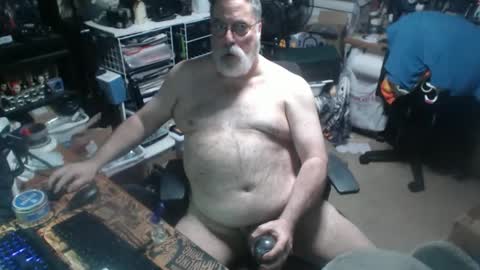 Snapshot of yummyflguy chatting on June 10, 7:13 pm yummyflguy online show from June 10, 7:13 pm