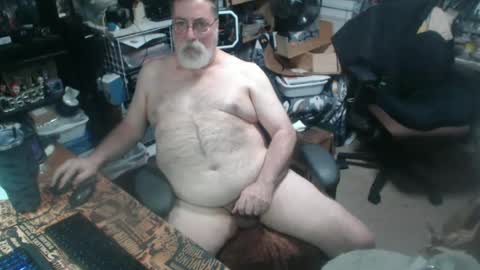 yummyflguy online show from June 18, 6:12 pm