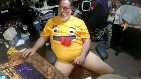 yummyflguy online show from June 29, 4:07 pm
