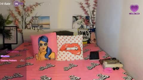 Snapshot of yummyqueen1 chatting on February 3, 2:14 am KIM online show from February 3, 2:14 am