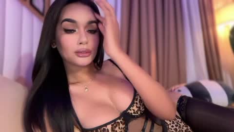 Goddes Renalyn online show from April 21, 9:39 pm