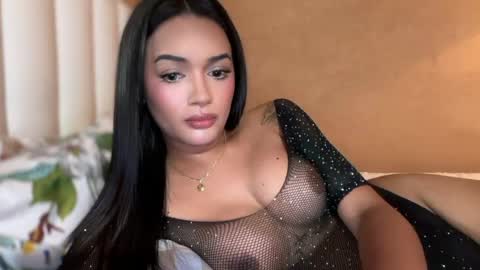 Snapshot of yummyrenalyn chatting on June 2, 8:11 pm Goddes Renalyn online show from June 2, 8:11 pm