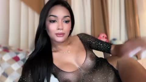 Snapshot of yummyrenalyn chatting on June 15, 6:04 am Goddes Renalyn online show from June 15, 6:04 am