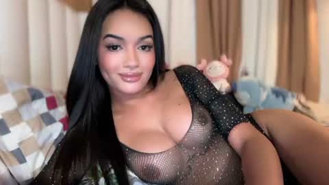 Snapshot of yummyrenalyn chatting on June 25, 8:57 pm Goddes Renalyn online show from June 25, 8:57 pm