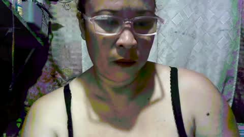 Snapshot of yummytitsbaby chatting on May 11, 8:50 pm yummytitsbaby online show from May 11, 8:50 pm