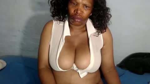 yummytittsxx online show from November 10, 3:05 am