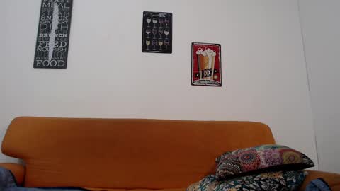 yun_lovers online show from February 12, 10:48 pm