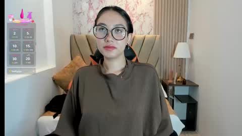 Yuna  online show from September 26, 12:53 pm