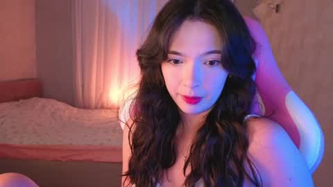 Snapshot of yuna_sunshy chatting on June 9, 12:11 am Yuna online show from June 9, 12:11 am