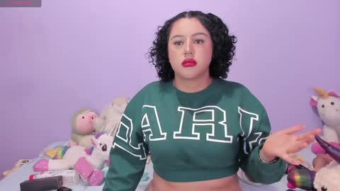 yunahott_ online show from December 10, 2:59 am