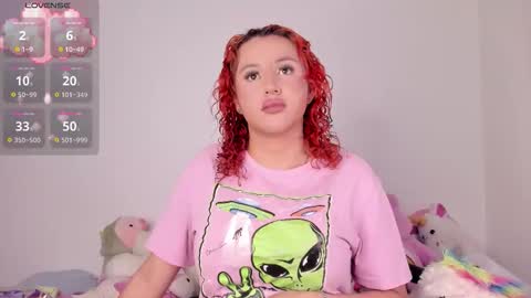 yunahott_ online show from November 17, 4:40 am