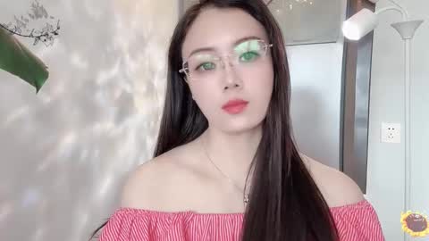 Snapshot of yuner0715 chatting on March 3, 3:41 am YunEr online show from March 3, 3:41 am