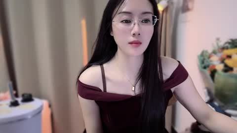 Snapshot of yuner0715 chatting on November 21, 2:49 pm YunEr online show from November 21, 2:49 pm