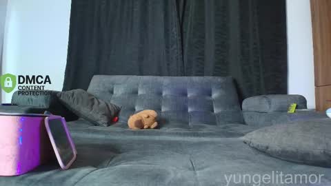 Snapshot of yungelitamor_ chatting on November 6, 5:08 am ELITA online show from November 6, 5:08 am