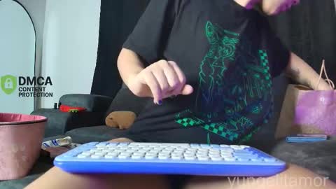 Snapshot of yungelitamor_ chatting on November 30, 4:49 am ELITA online show from November 30, 4:49 am