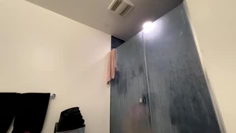 BbyTSSLut online show from April 18, 3:21 am