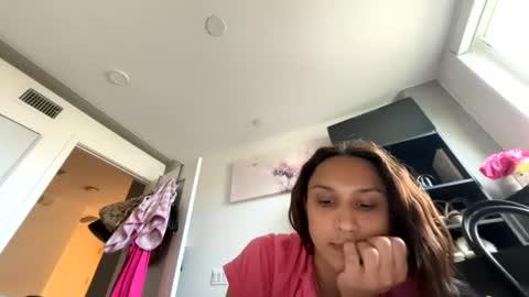 BbyTSSLut online show from July 14, 12:02 am