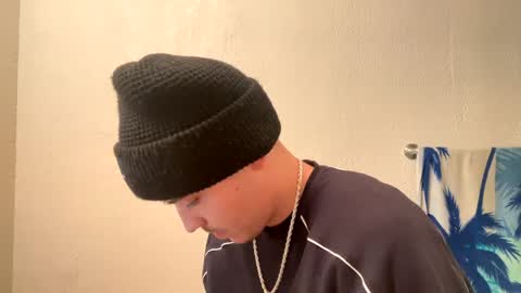 Snapshot of yungstudbev chatting on December 25, 3:08 am yungstudbev online show from December 25, 3:08 am