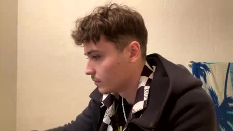 Snapshot of yungstudbev chatting on December 27, 3:09 am yungstudbev online show from December 27, 3:09 am