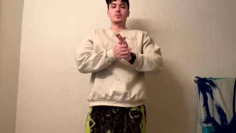 Snapshot of yungstudbev chatting on December 28, 1:29 am yungstudbev online show from December 28, 1:29 am