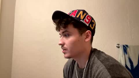 Snapshot of yungstudbev chatting on January 3, 4:55 am yungstudbev online show from January 3, 4:55 am