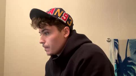 Snapshot of yungstudbev chatting on January 3, 9:26 pm yungstudbev online show from January 3, 9:26 pm